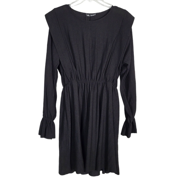 ZARA long sleeve textured dress with ruffles - Picture 3 of 7